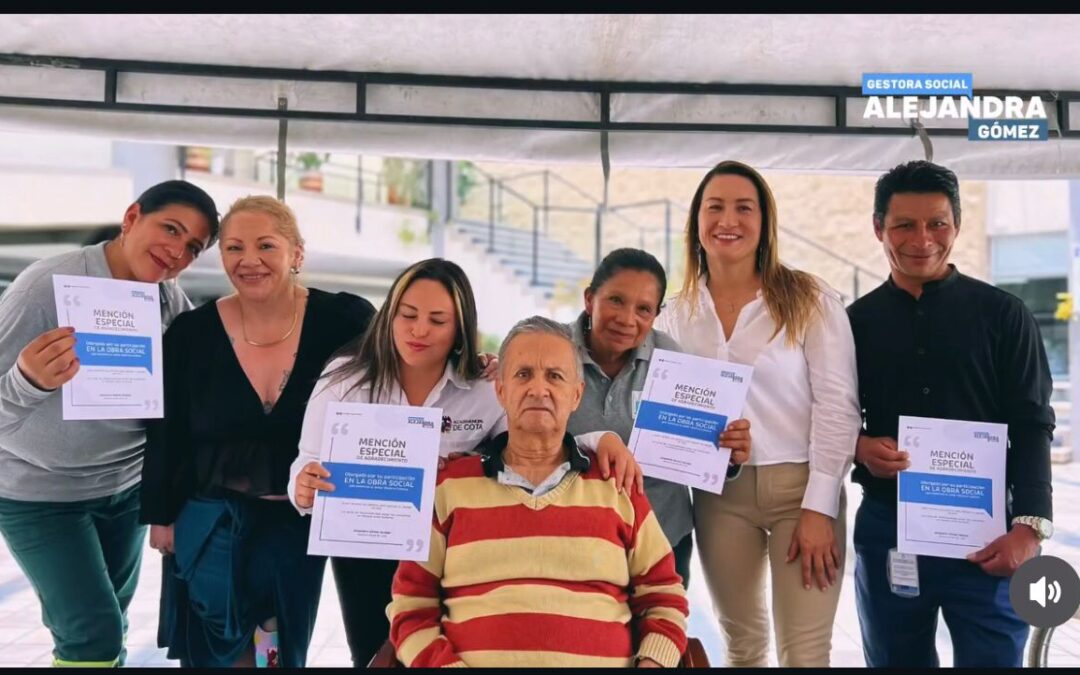 Alejandra Gómez, Gestora Social de Cota, la líder que puso a caminar a Don Oliverio.