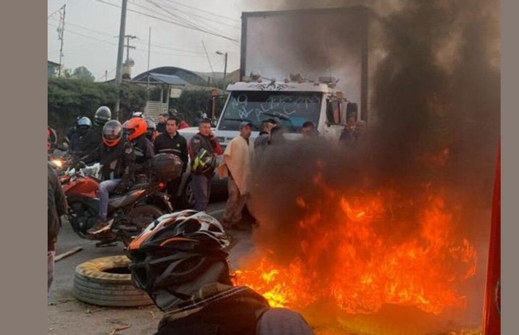 Reporte de Bloqueos en Vías Principales de Bogotá y Cundinamarca en el Marco del Paro Camionero